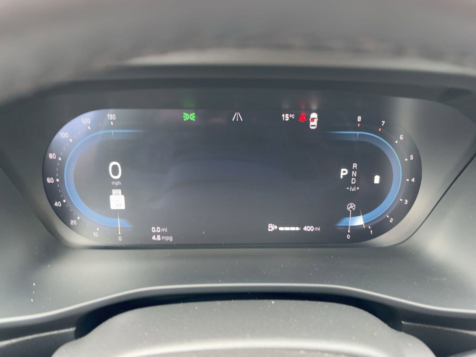 Certified 2025 Volvo XC40 B5 Plus image 18