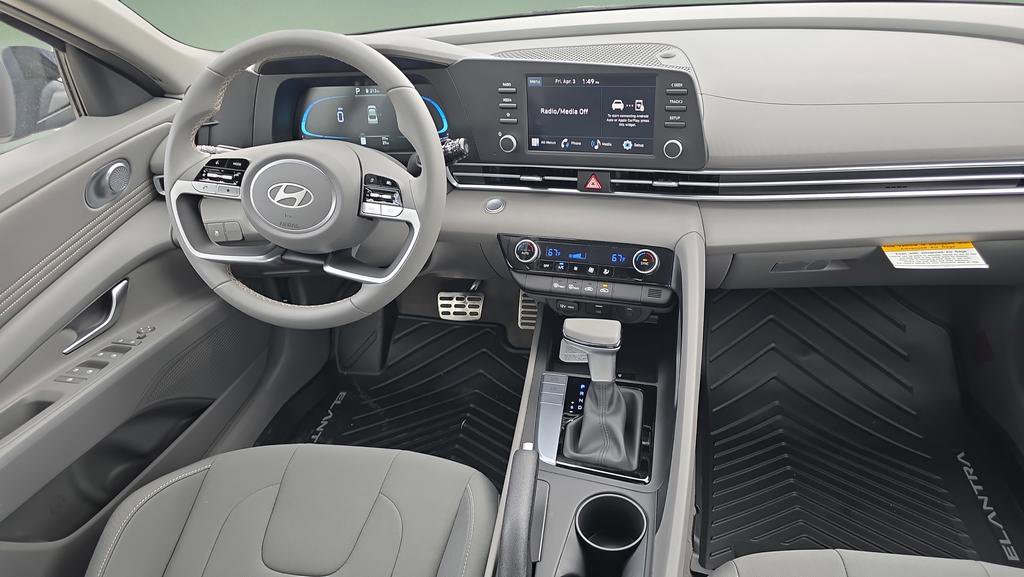 New 2026 Hyundai Elantra Sport FWD image 28