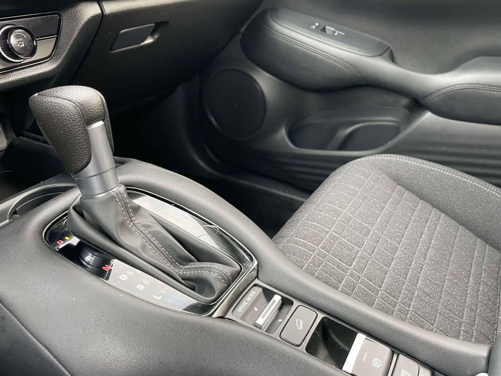 Certified 2023 Honda HR-V LX image 27