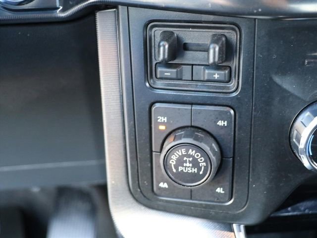 Used 2024 Ford F150 Platinum w/ Equipment Group 702A High image 28