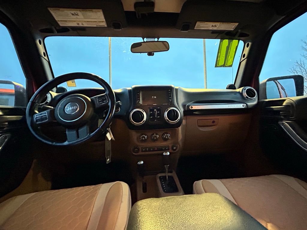 Used 2011 Jeep Wrangler Unlimited Sahara w/ Dual Top Group image 10