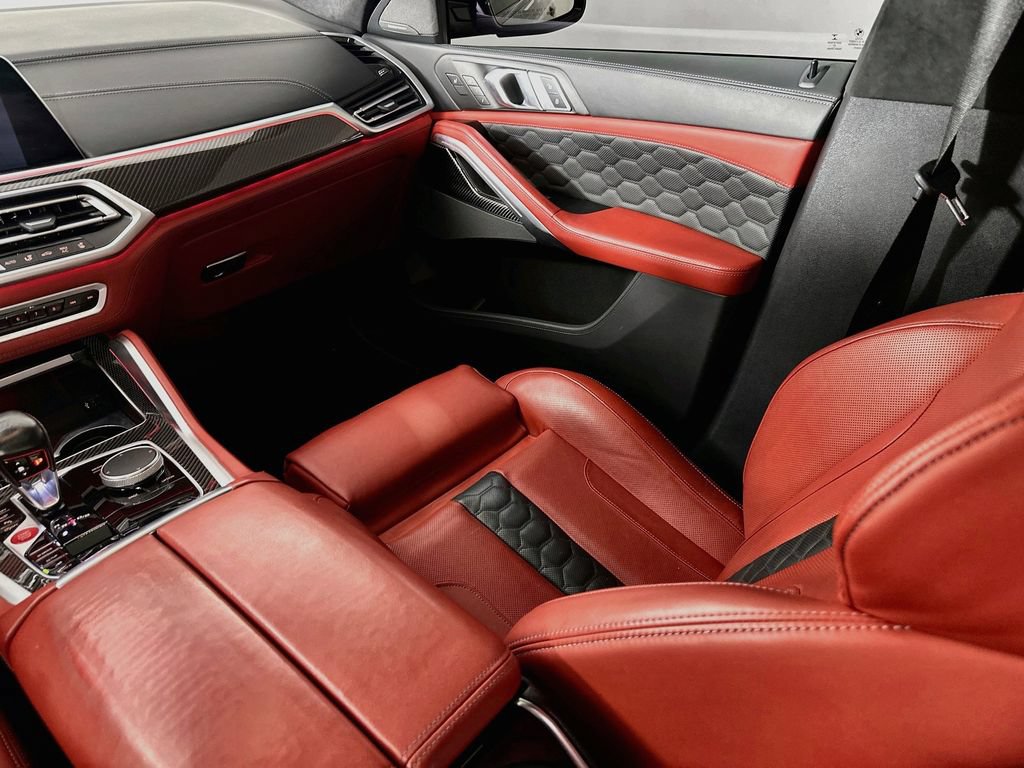 Used 2022 BMW X6 M w/ Executive Package AWD/4WD image 32