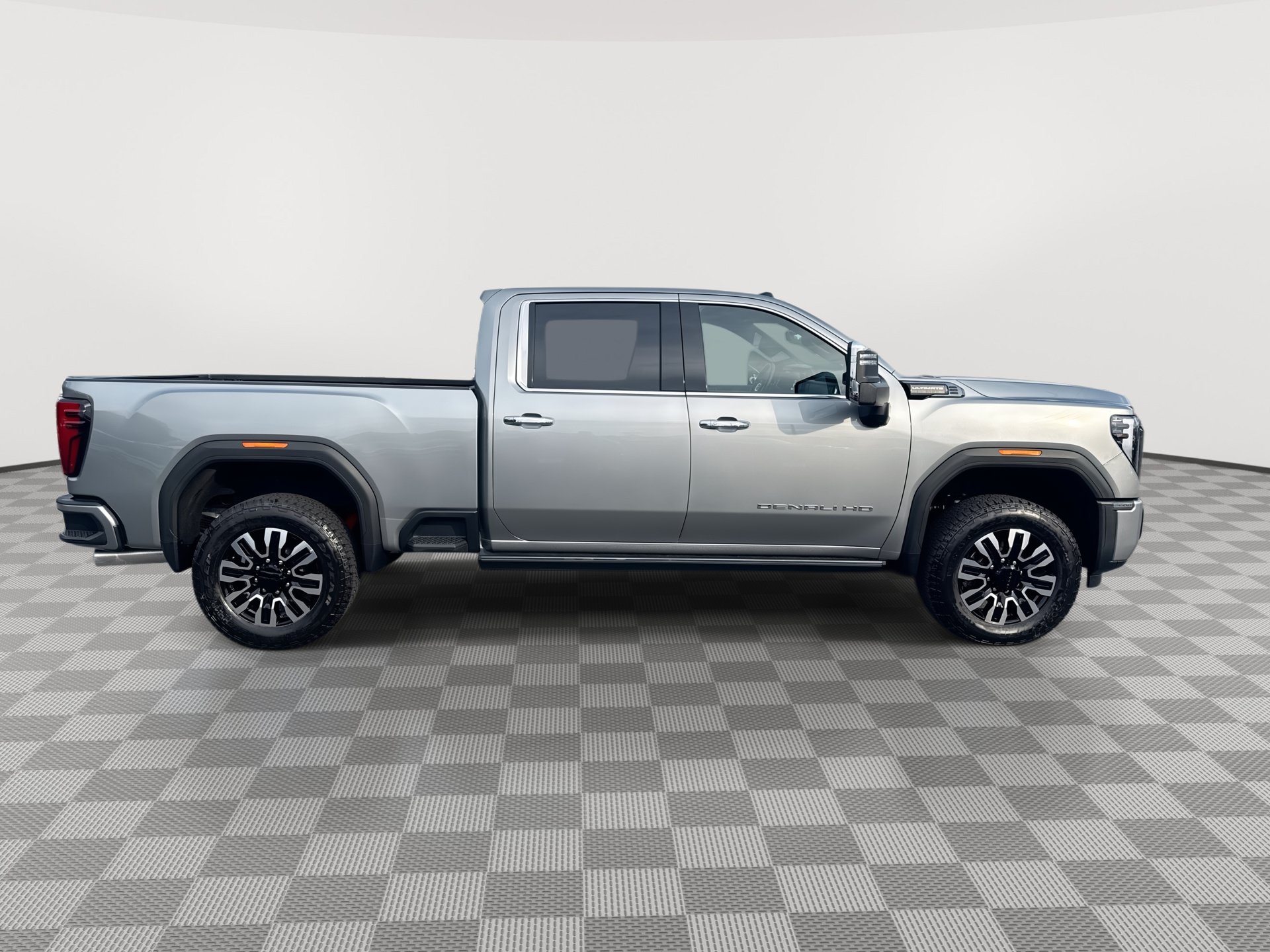 New 2026 GMC Sierra 2500 Denali Ultimate AWD/4WD image 9