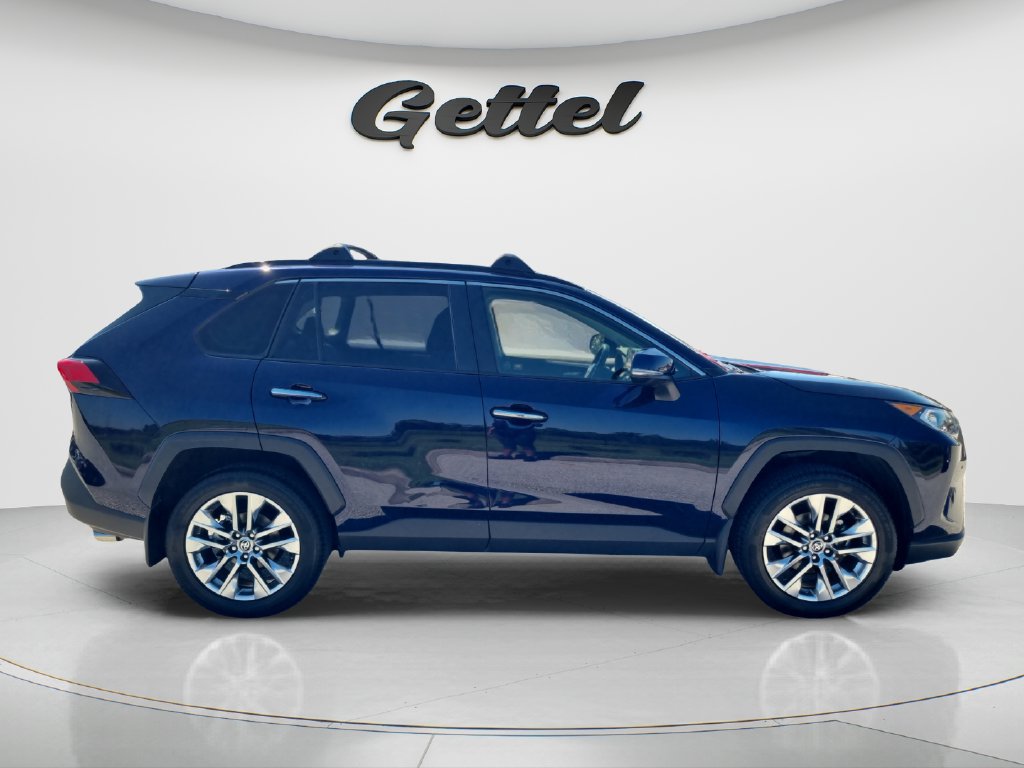 Certified 2020 Toyota RAV4 Limited w/ Limited Grade Weather Package AWD/4WD image 4