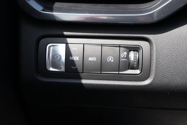 New 2026 GMC Acadia AT4 w/ Super Cruise Package AWD/4WD image 16