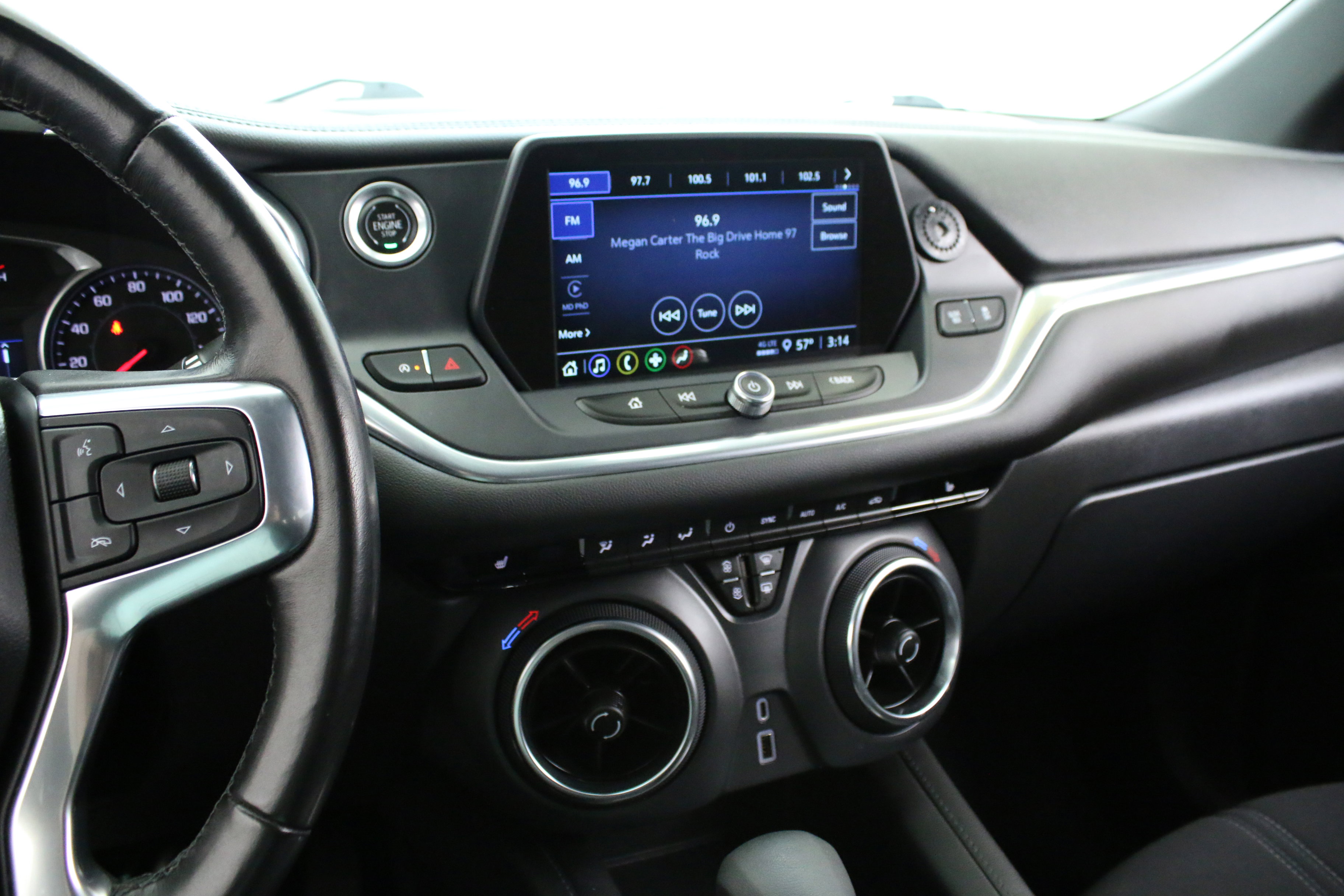 Used 2021 Chevrolet Blazer LT AWD/4WD image 17