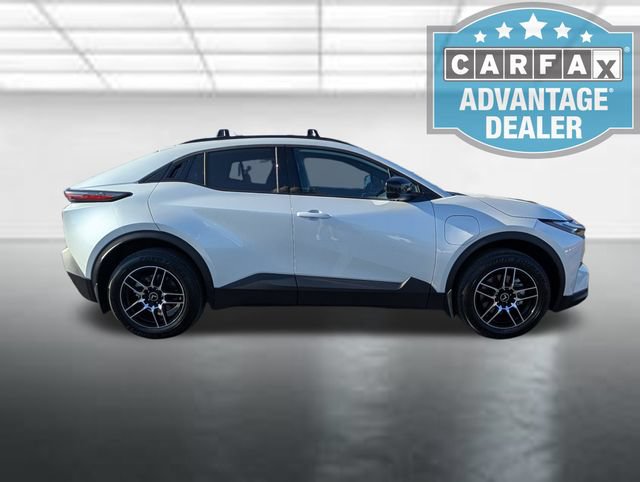 Used 2026 Toyota C-HR AWD/4WD image 28