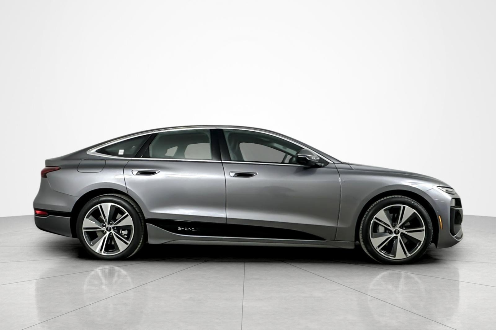 Used 2025 Audi A6 e-tron Premium Plus w/ Premium Plus image 6