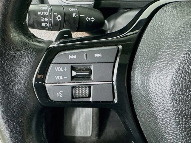 Used 2023 Honda Pilot Elite image 12