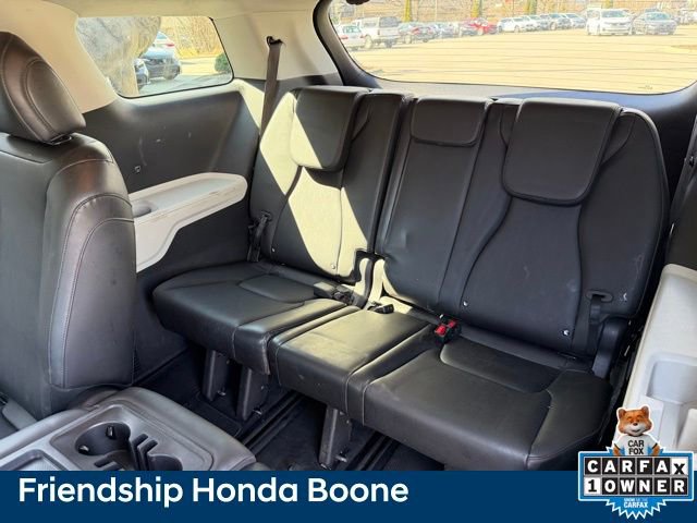 Used 2022 Kia Carnival LX image 34
