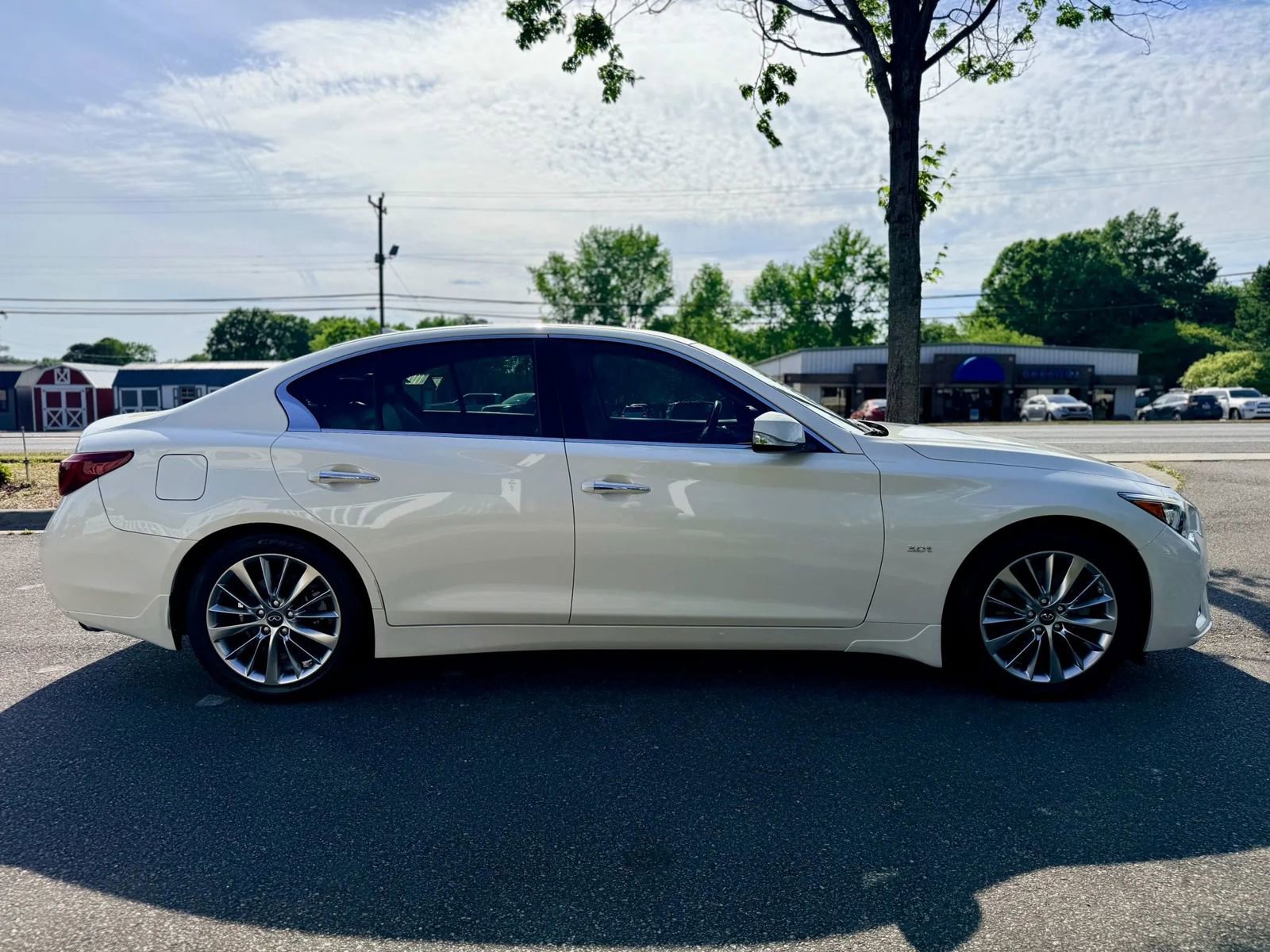 Used 2019 INFINITI Q50 Luxe w/ Cargo Package (L96) RWD image 14