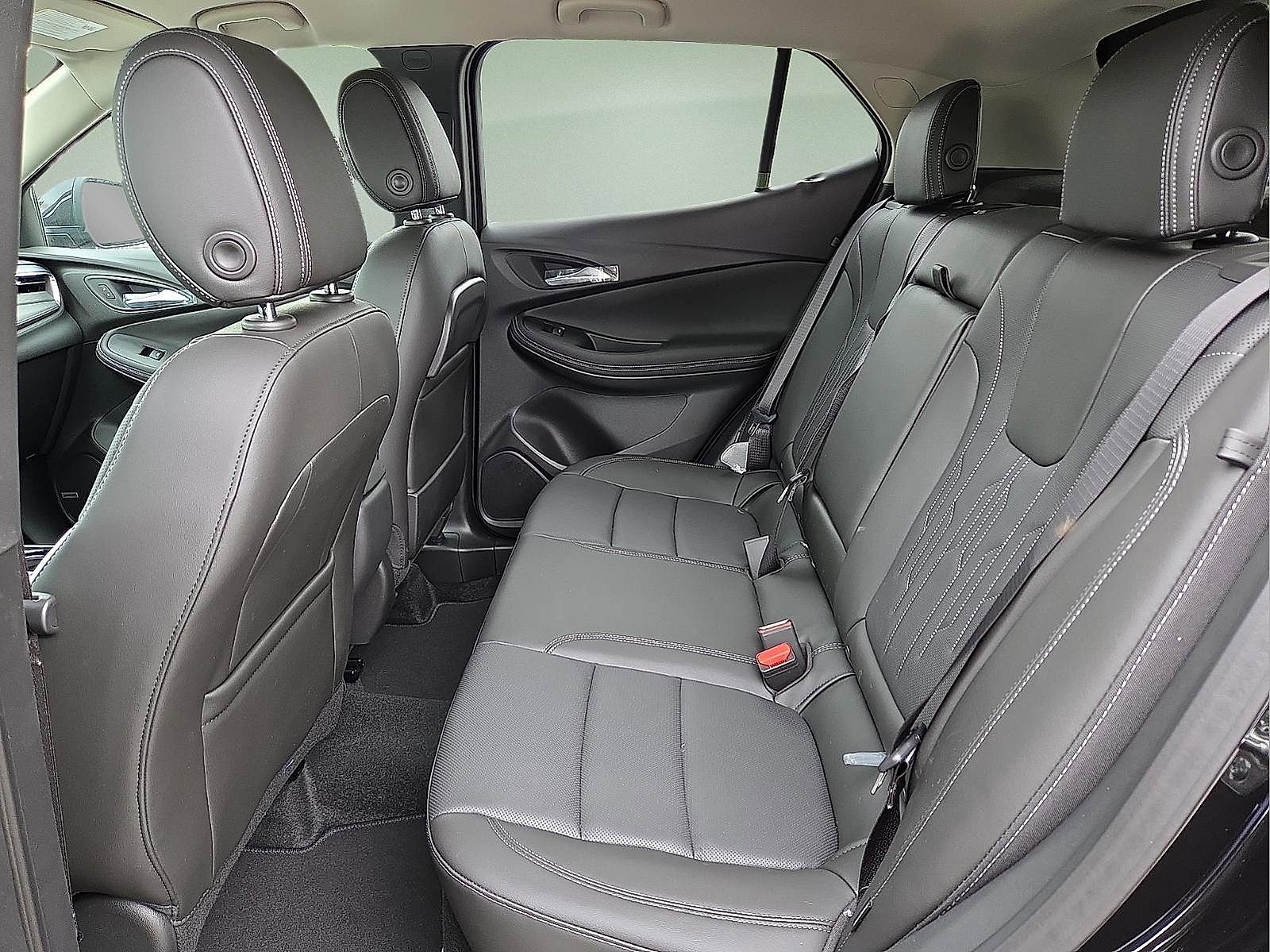 New 2026 Buick Encore GX Avenir w/ Avenir Technology Package AWD/4WD image 10