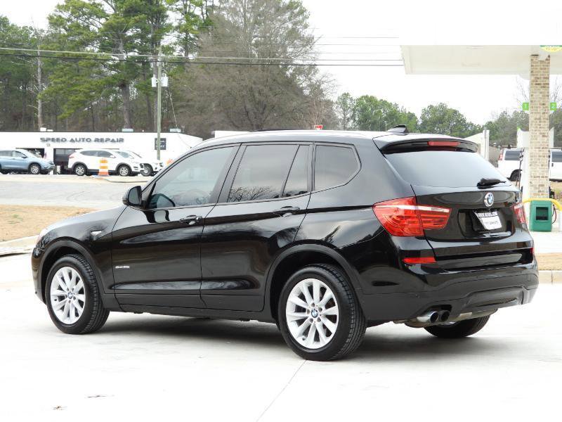 Used 2017 BMW X3 sDrive28i RWD image 17