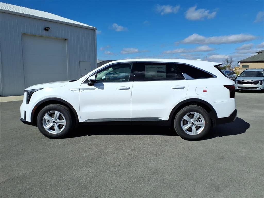 New 2026 Kia Sorento LX image 3