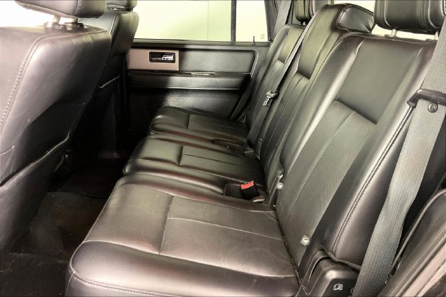 Used 2015 Ford Expedition Limited RWD image 2