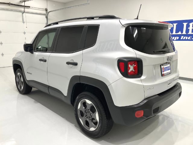 Used 2018 Jeep Renegade Sport w/ Power & Air Group image 21