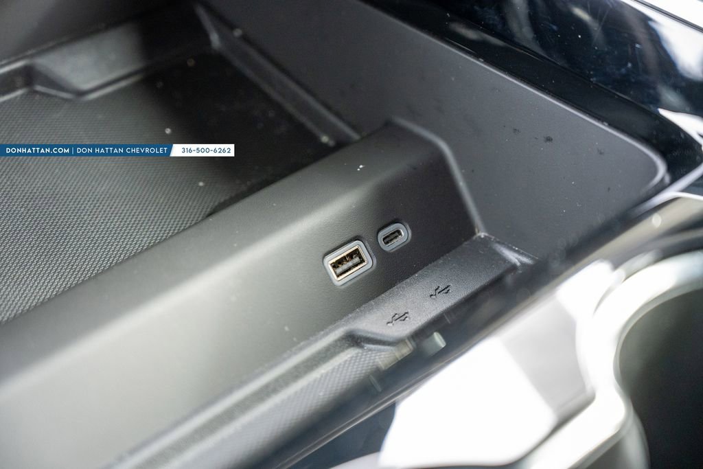 Used 2025 Chevrolet Tahoe LT w/ Comfort Package image 11