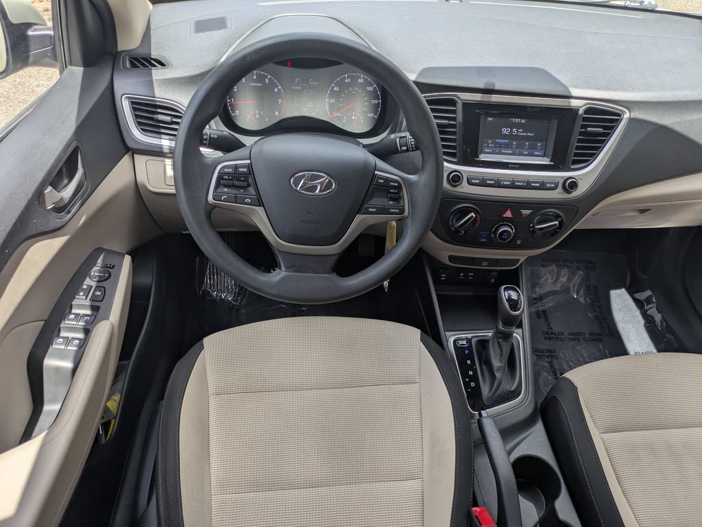 Used 2019 Hyundai Accent SE w/ Cargo Package FWD image 15