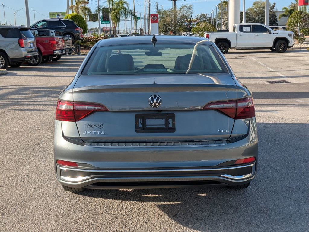 Certified 2024 Volkswagen Jetta SEL image 5