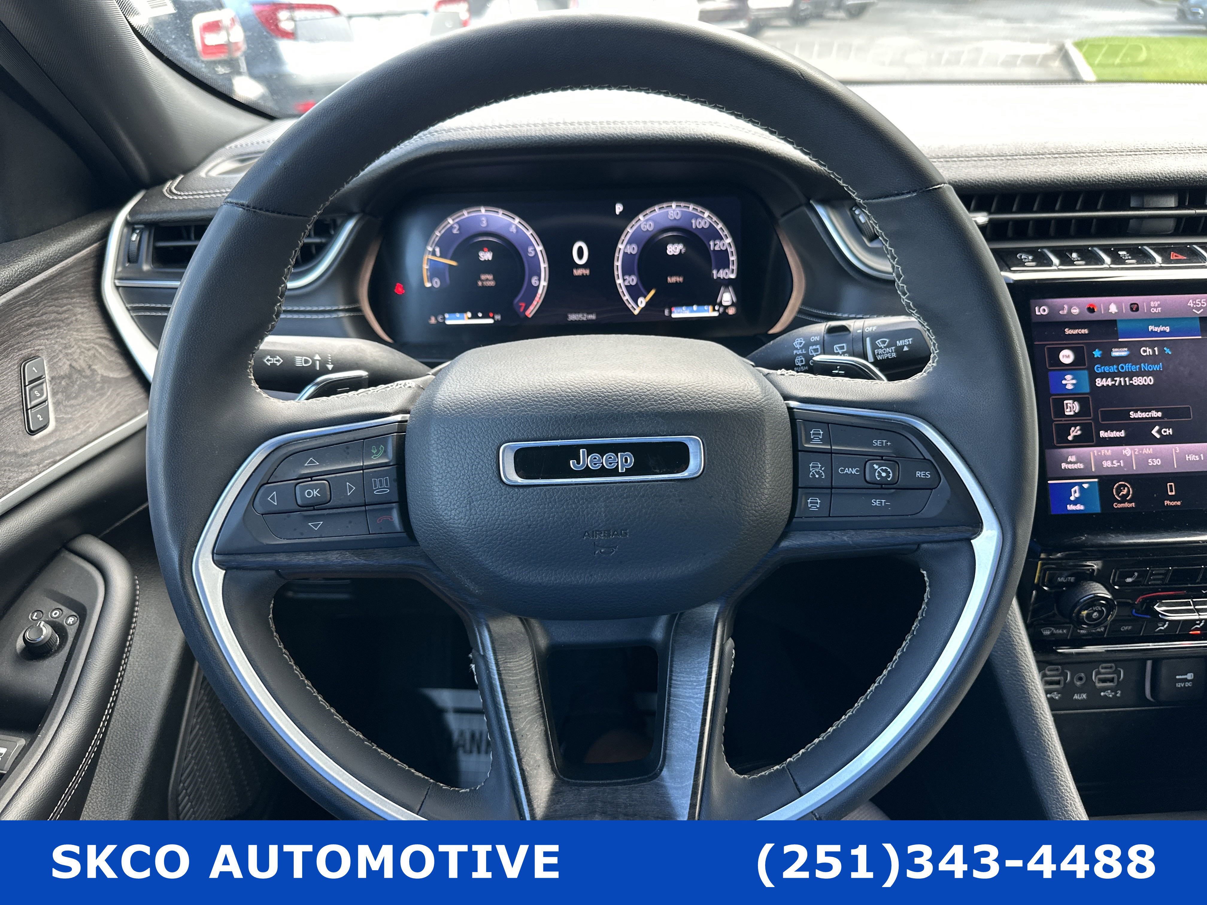 Used 2024 Jeep Grand Cherokee Limited image 18