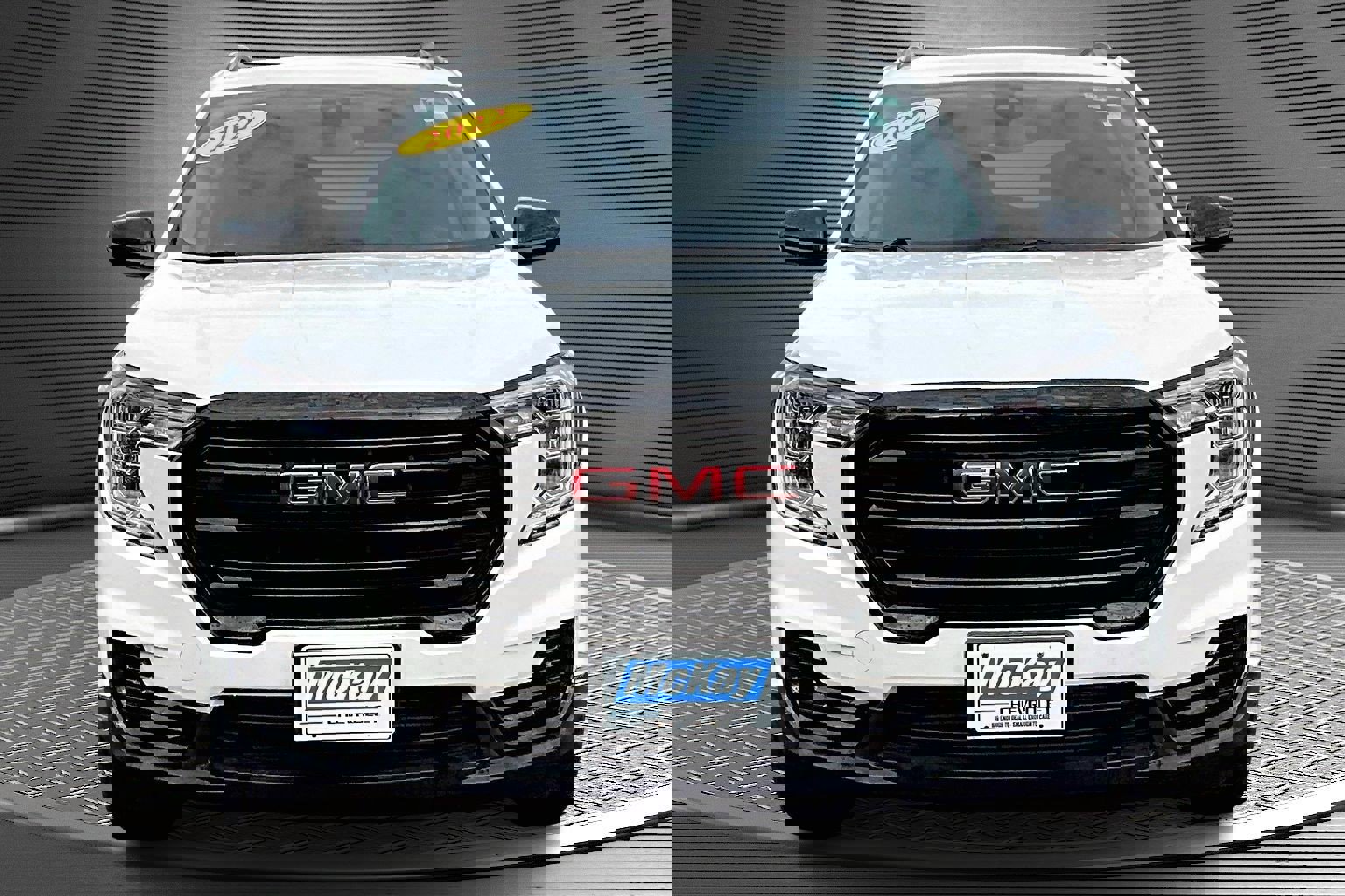 Used 2022 GMC Terrain SLE w/ Driver Convenience Package image 2