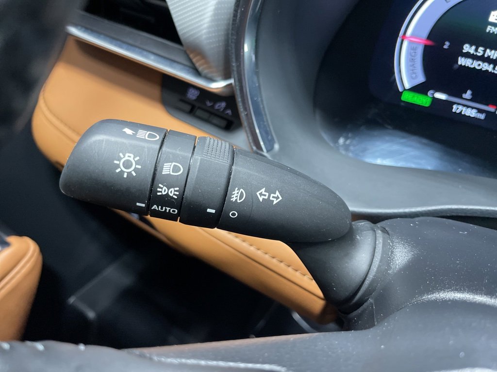 Used 2024 Toyota Highlander Platinum image 40