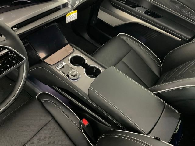 New 2026 Cadillac Vistiq Platinum image 18