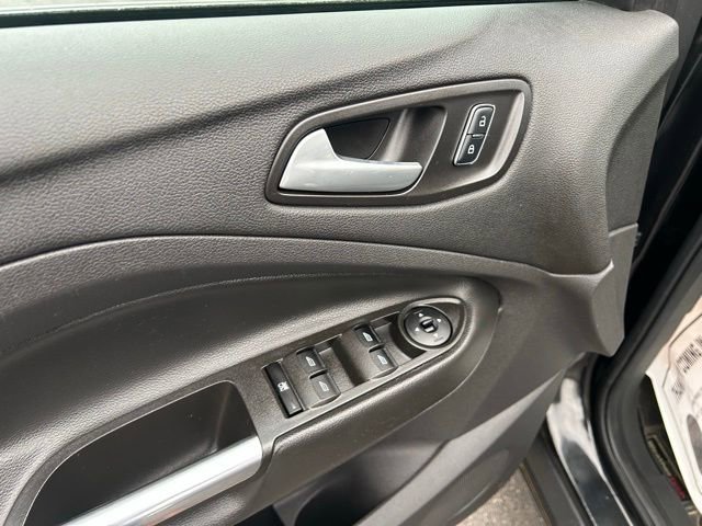 Used 2014 Ford Escape SE w/ Equipment Group 201A image 19