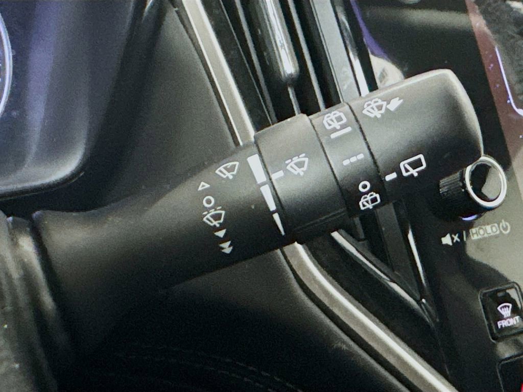 Used 2022 Subaru Outback Premium image 13