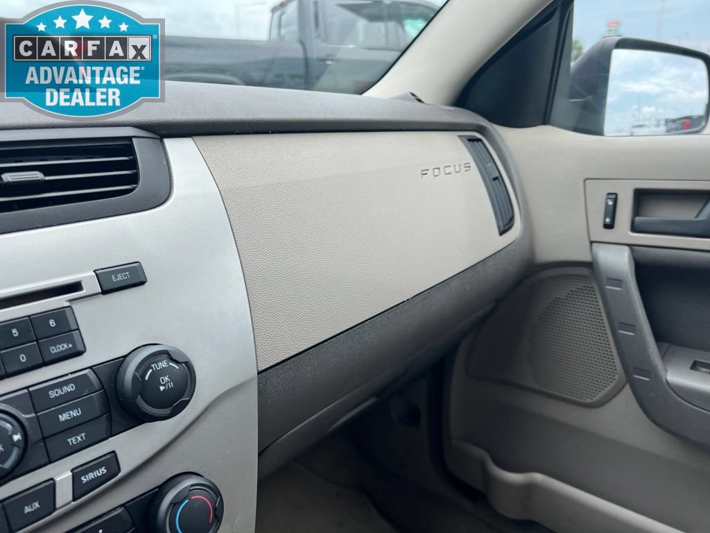 Used 2009 Ford Focus SE FWD image 14