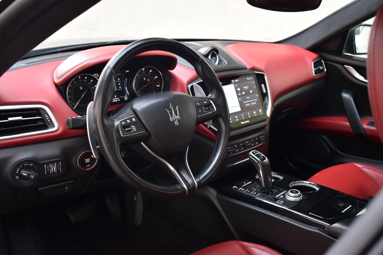 Used 2022 Maserati Ghibli Modena Q4 AWD/4WD image 14