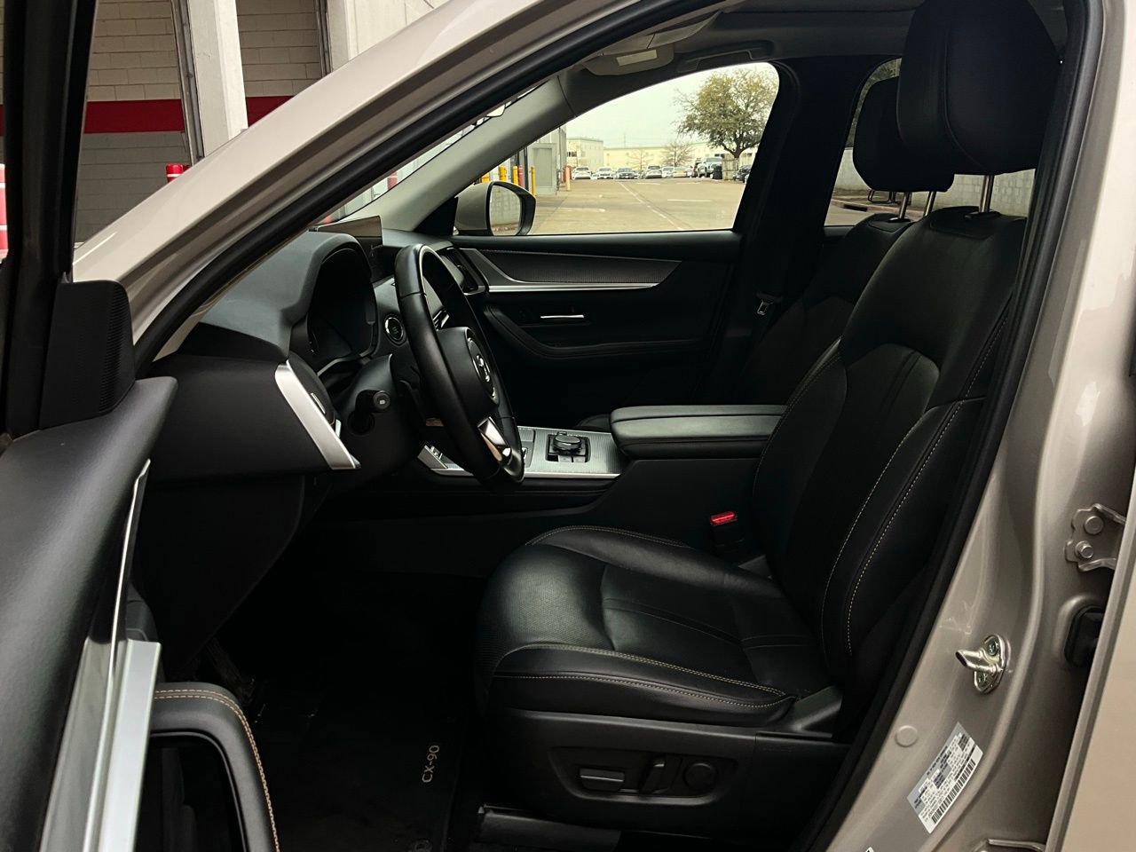 Used 2025 MAZDA CX-90 3.3 Turbo w/ Preferred Package image 9