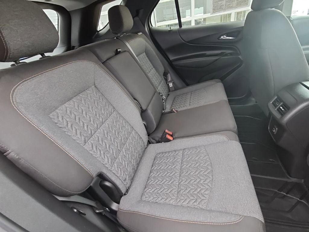 Certified 2024 Chevrolet Equinox LT w/ LPO, Floor Liner Package image 21