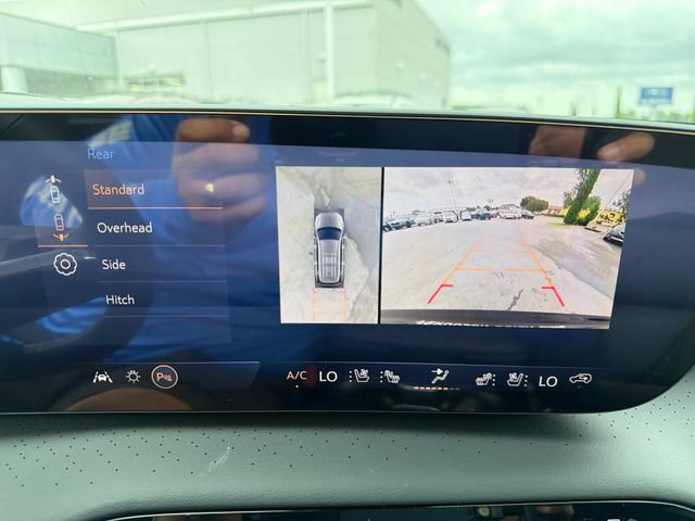 New 2026 Buick Enclave Avenir w/ Super Cruise Package FWD image 13