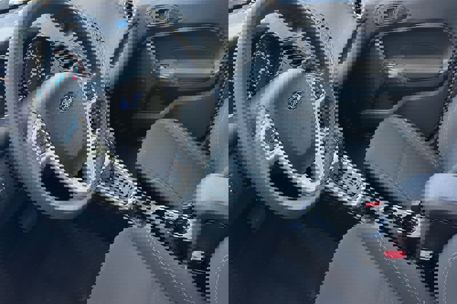 Used 2019 Ford Fiesta SE image 14