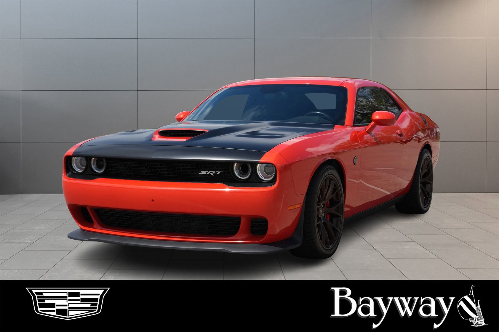 Used 2016 Dodge Challenger SRT Hellcat image 1