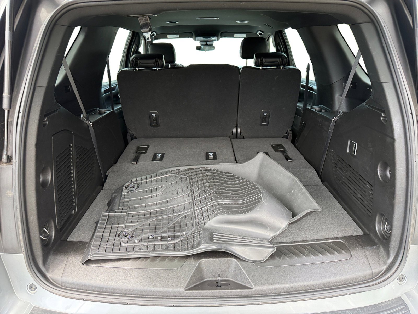 Used 2023 Chevrolet Tahoe LS w/ Driver Alert Package RWD image 17