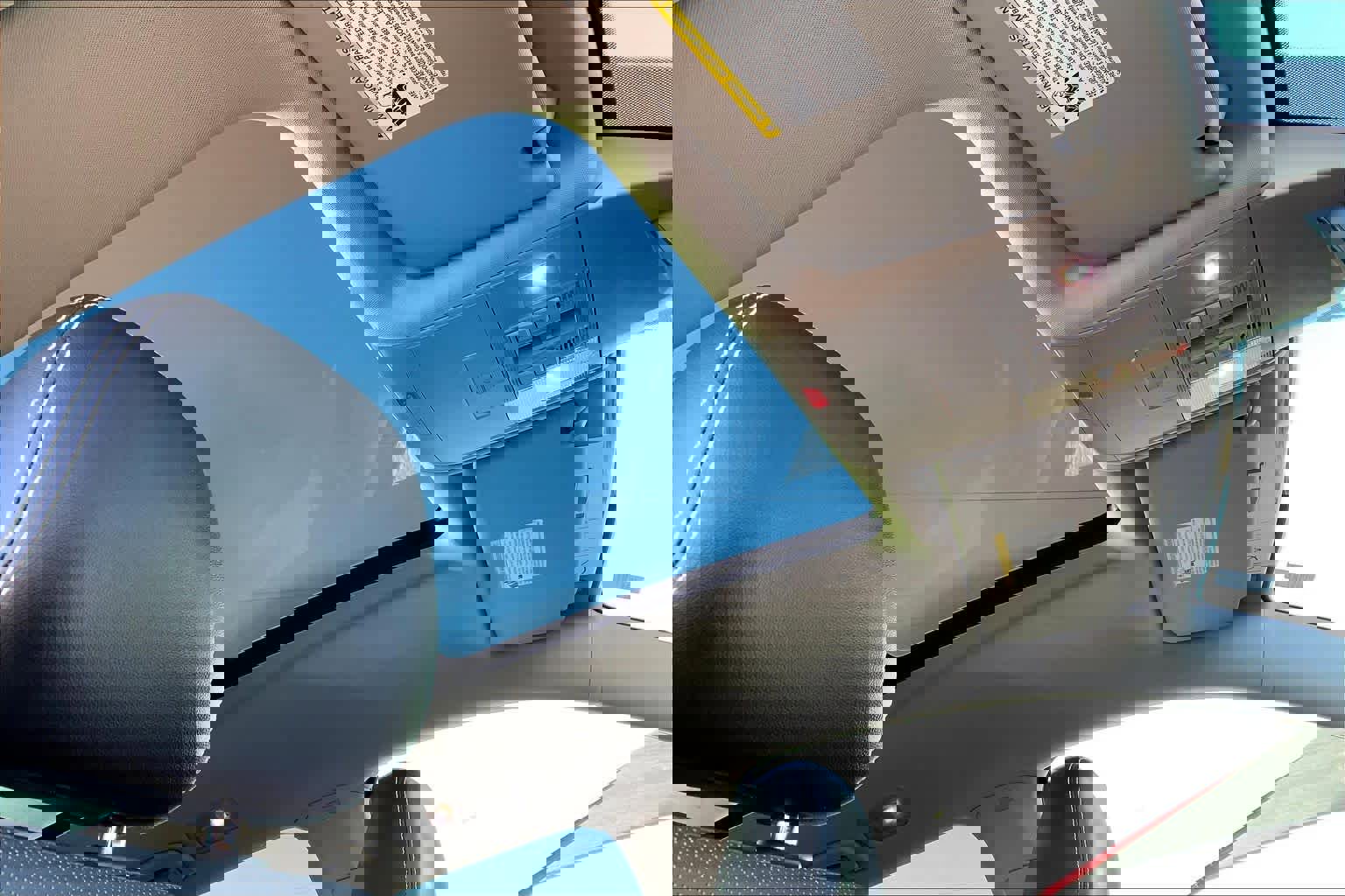 Used 2021 Volkswagen Atlas SEL Premium image 14