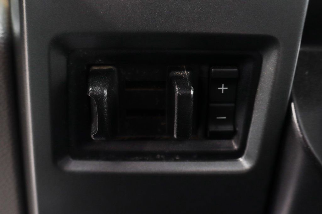 Used 2021 Ford F550 4x4 Regular Cab Super Duty image 35