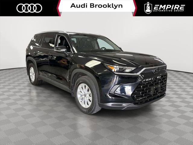 Used 2024 Toyota Grand Highlander XLE image 1