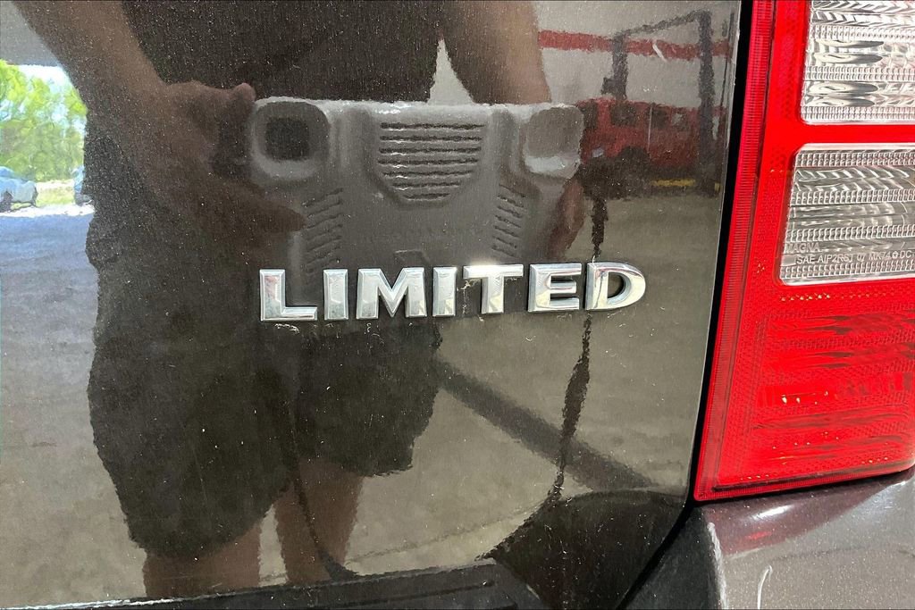 Used 2014 Jeep Patriot Limited w/ Sun/Sound Group AWD/4WD image 9