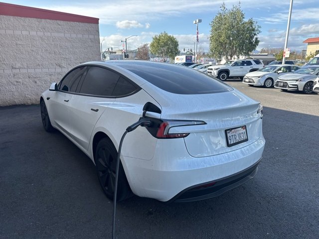 Used 2025 Tesla Model 3 Long Range image 3