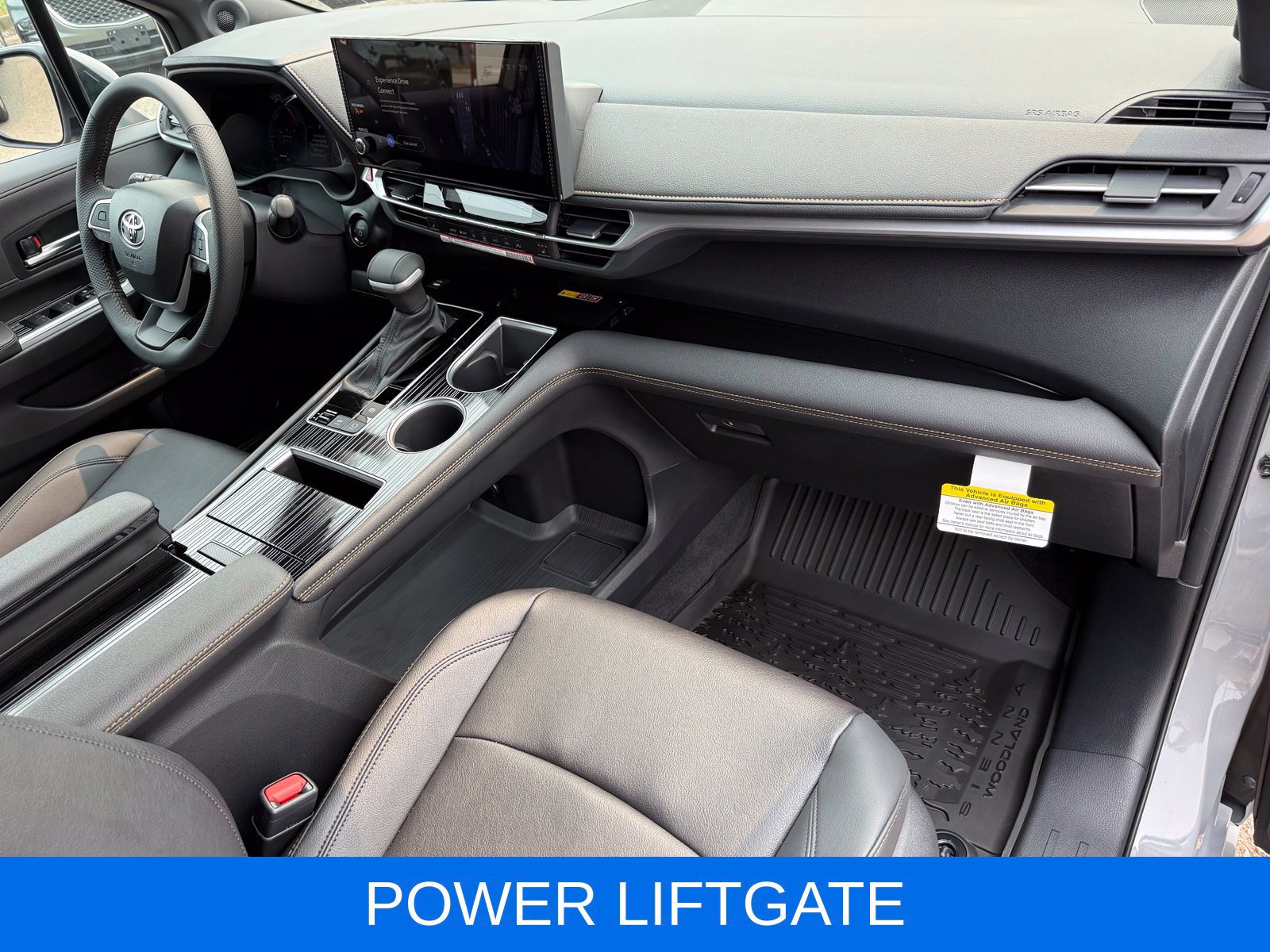 Used 2026 Toyota Sienna XLE Woodland Edition AWD/4WD image 24
