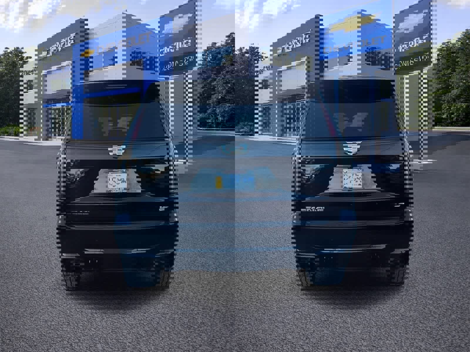 Certified 2024 Cadillac Escalade V w/ LPO, Floor Liner Package image 5