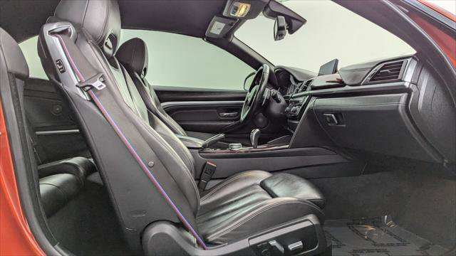 Used 2020 BMW M4 Convertible w/ Competition Package image 21