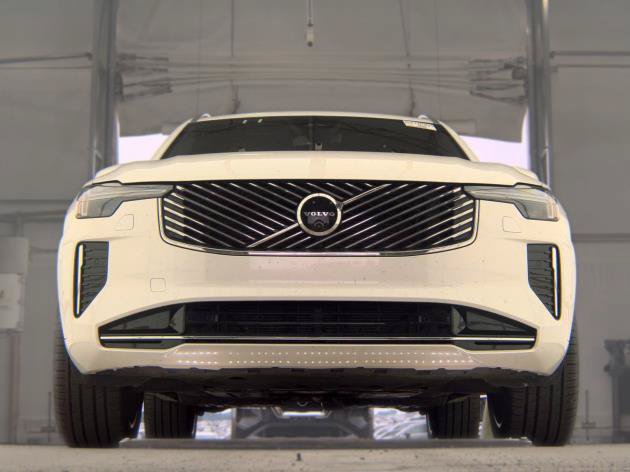 Used 2026 Volvo XC90 B6 Plus AWD/4WD image 2