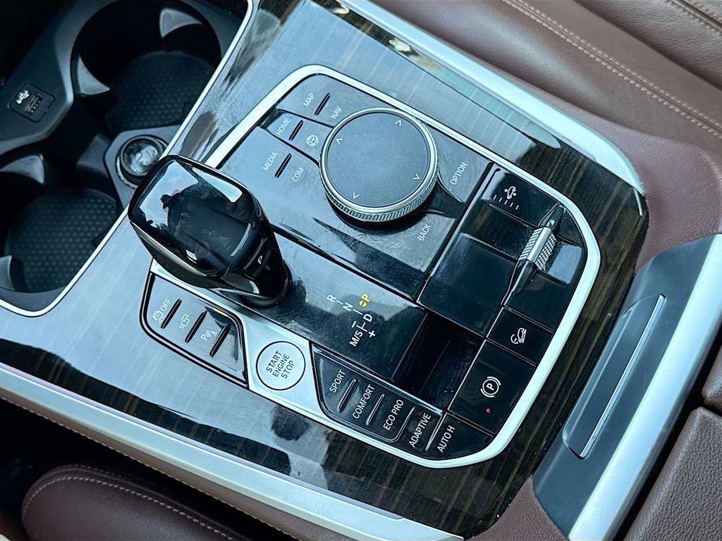 Used 2021 BMW X5 xDrive40i w/ Premium Package image 31