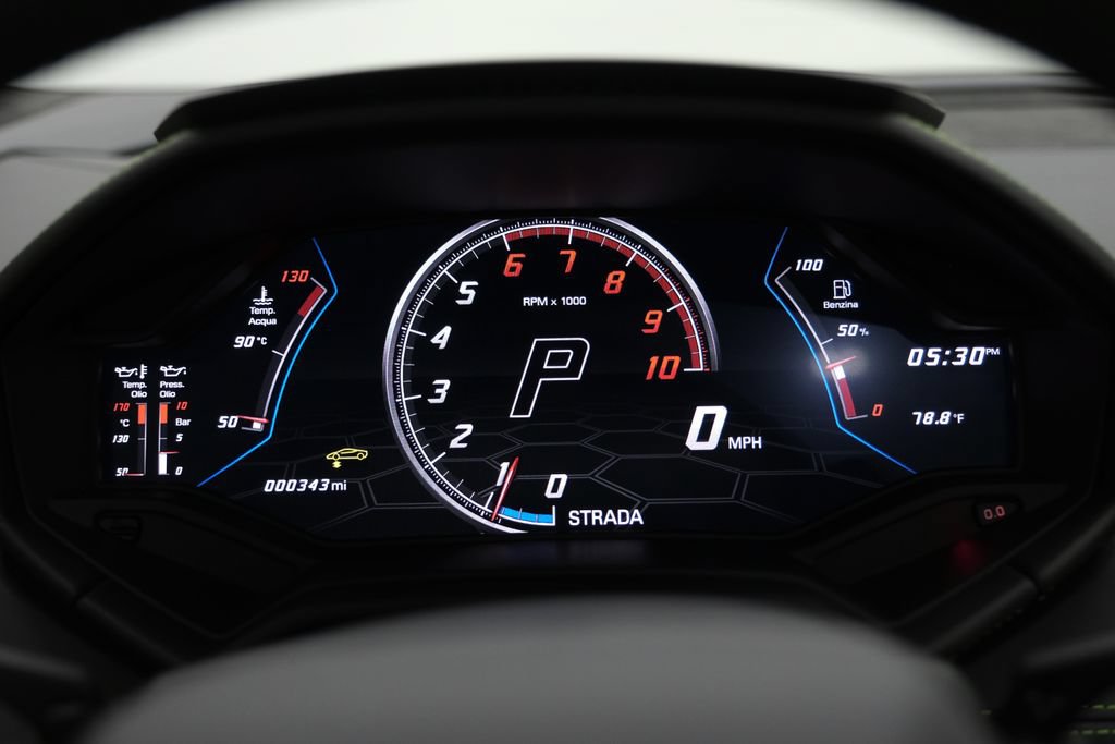 Used 2024 Lamborghini Huracan EVO AWD/4WD image 19