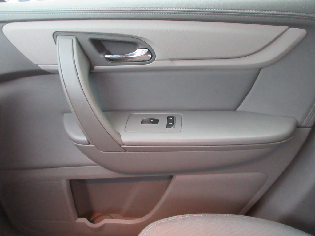 Certified 2017 Chevrolet Traverse LS FWD image 30