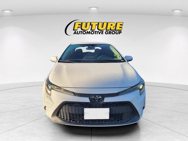 Used 2021 Toyota Corolla LE image 2